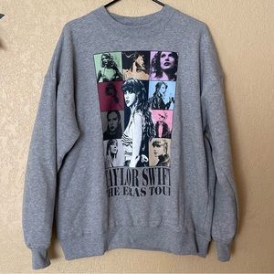 Taylor Swift ‘The Eras Tour’ Grey Crewneck Sweatshirt (M)